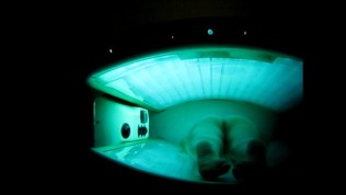 SPY CAM THREW PEEP HOLE CAPTURE HOT WIFE MASTURBATING WHILE TANNING