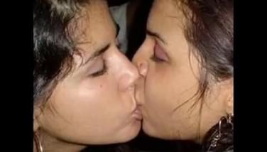 Real Lesbian Love 1