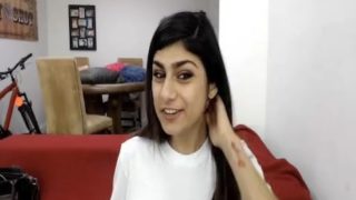 Mia Khalifa – Behind The Scenes Blooper (Can You See Me?)
